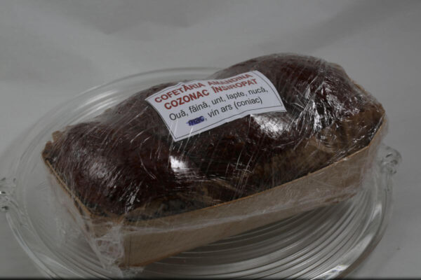 Cozonac insiropat